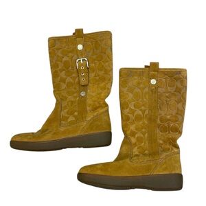 Coach Tulip Signature Boots Tan Suede Fur Lined Boots Buckle Size 6.5B
